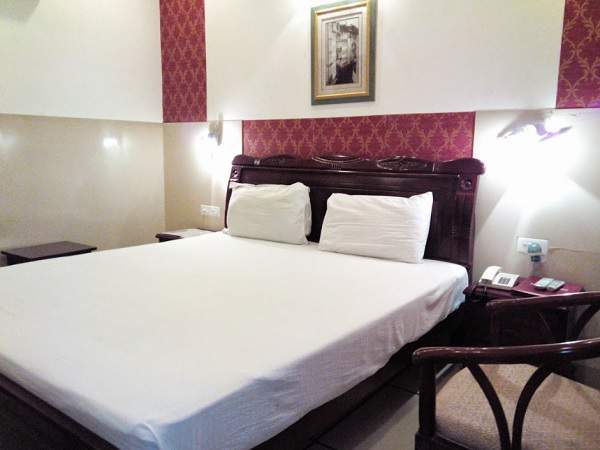 Hotel Gian Residency
