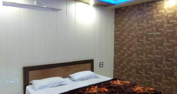 Hotel Neelam