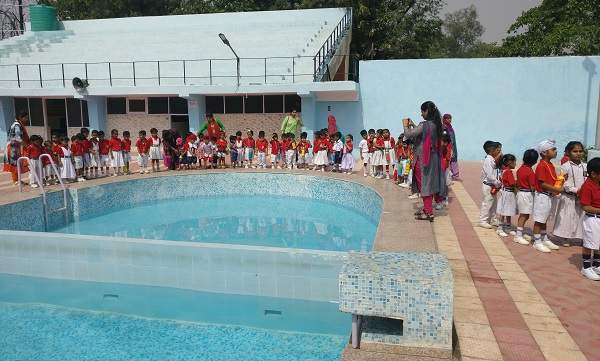 Swimming Pool Karan Stadium