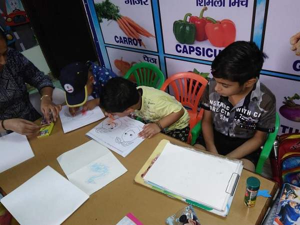 Little Chikoos Day Care