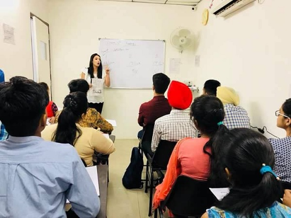 Lexis English Academy