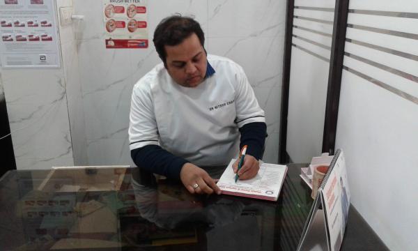 Chawla Dental & Implant Clinic