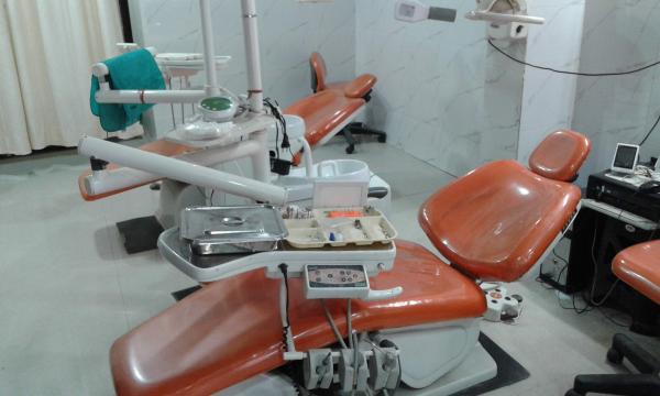Chawla Dental & Implant Clinic