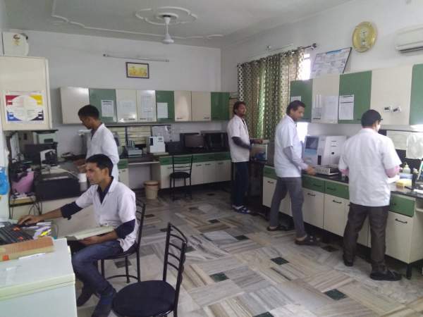 Dr. Yogesh Chhabra's Path Lab